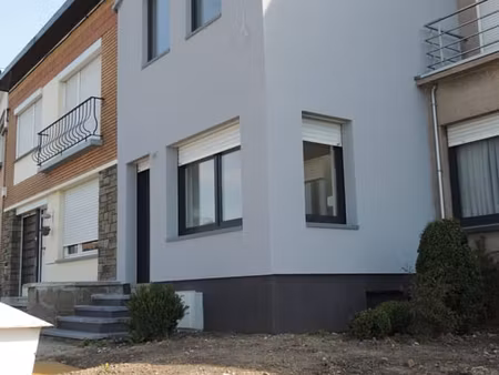 maison a louer a jupille (dans un quartier calme)