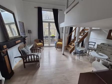 appartement 1 ch. avec mezzanine à ixelles