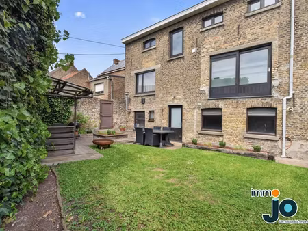 maison familiale prête à emménager avec 4 chambres, garag...