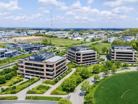 unique dans le bw | bâtiment bureaux neuf - durable - passif