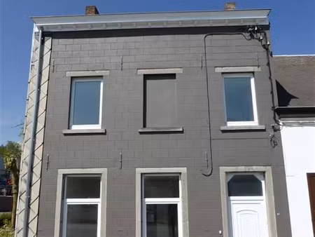 belle maison avec jardin