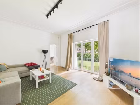 ixelles - ulb : appartement 3 chambres rénové avec gout!