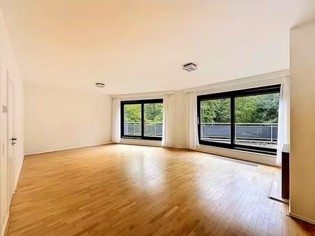 bois de la cambre - appartement 2 ch - 2 sdb - terrasse - pa