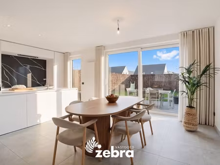 instapklare woning met 3 slaapkamers en garage te meulebeke!