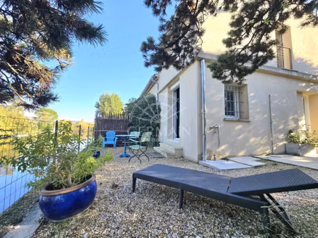 maison coup de coeur en bord de sorgue à proximité du centre ville - l'isle sur la sorgue