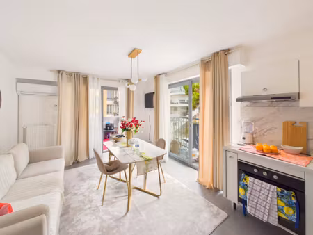 bel appartement 2 pièces avec terrasse – nice villa arson
