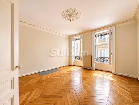 ainay – appartement de 112 m² au charme de l’ancien