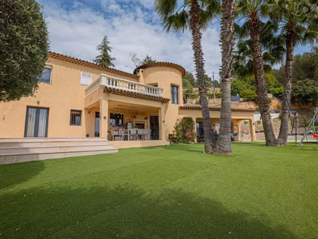 villa - collines niçoises