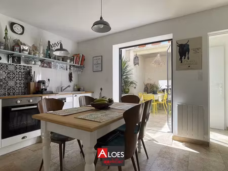 maison aigues-mortes intra-muros 4 pièces avec patio