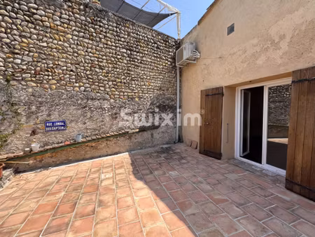 maison de village de caractère avec terrasse, vue dégagée et garage