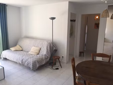 deux pièces de 50m² avec terrasse de 10m²