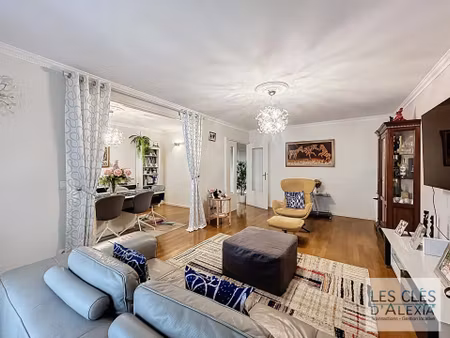 location meublée lyon 6 avec balcon et garage