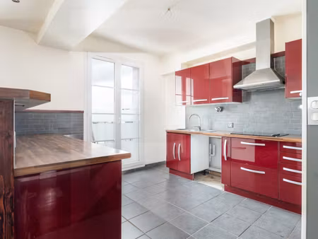 location : appartement t4 lumineux avec vue dégagée ? place jean maridor