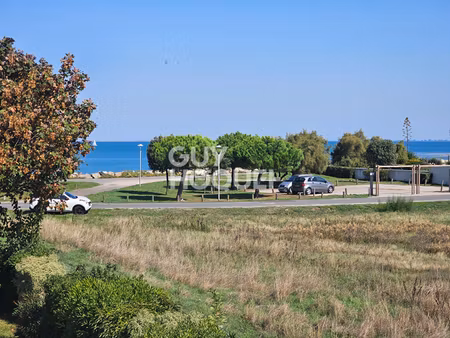une maison familiale avec vue mer à la flotte