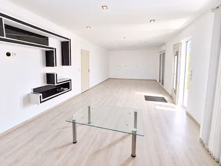 maison 3 pièces 78 m2