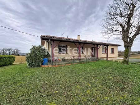 a vendre maison auch 5 pièces 117m2 4300 m2 de terrain sans vis a vis