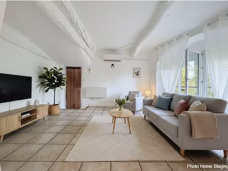 a vendre appartement à grasse 2 pièces de 65 m² en rez de chaussée