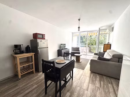 toulon-cap brun: studio 31m2 dernier étage avec parking