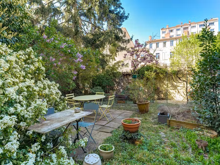appartement avec jardin de 123m² proche plateau de la croix-rousse
