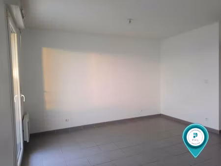 caen beaulieu studio de 24.82m² avec balcon et parking privatif en sous-sol