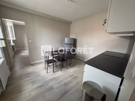 quartier tribunal - clos historique 2pièces - 1er étage loué 430 €