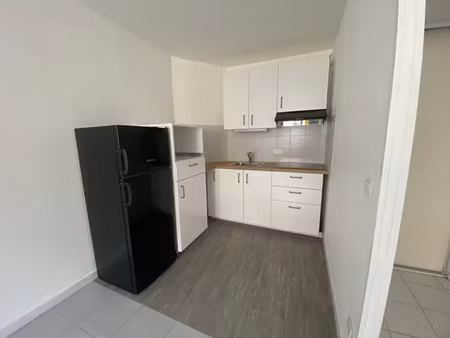 montpellier beaux arts au calme, résidence bon standing, beau t2 42 m2, ascenseur,