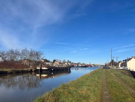 vente maison 15 pièces 273 m² marseilles-lès-aubigny (18320)