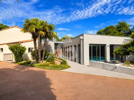 vente maison 7 pièces 380 m² jard-sur-mer (85520)