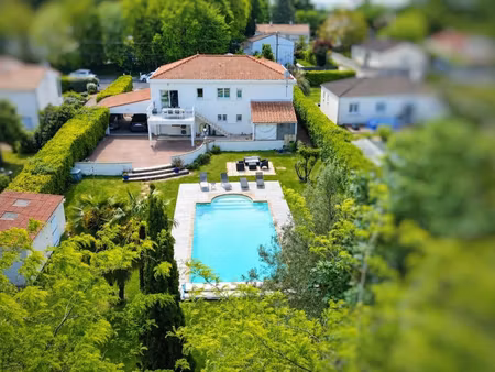 vente maison 9 pièces 207 m² le poiré-sur-vie (85170)