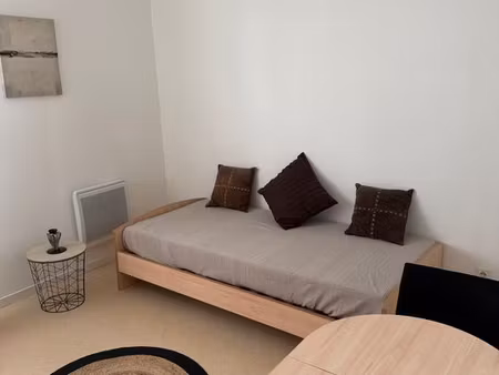 location appartement 1 pièce 18 m² à orléans (45000)