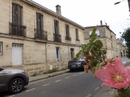 bordeaux quartier chartrons