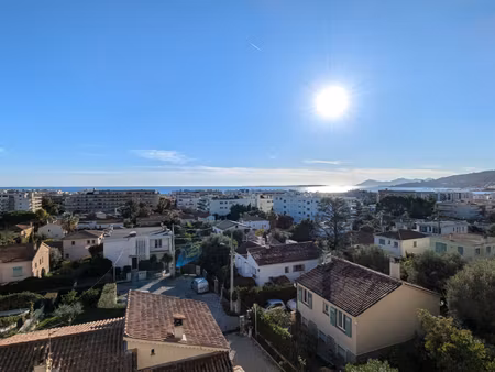 t2 meublé vue mer de 50m²