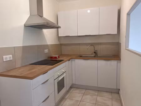 location appartement 2 pièces 51 m² à perrigny (39570)