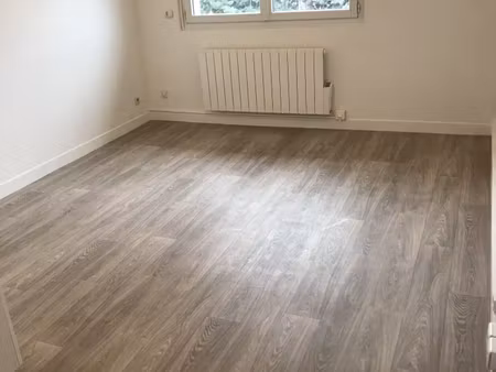 location appartement 2 pièces 35 m² à villemoisson-sur-orge (91360)