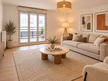 t4 de 86,21 m², à lyon 7 au prix de vente de 222 700 €
