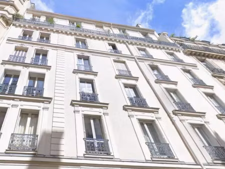 bureaux à louer - 182 m² - trocadéro (paris 16) - accès direct sur rue
