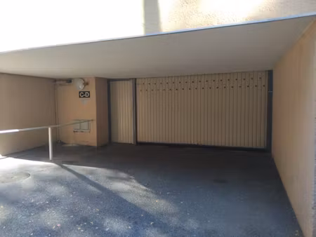 nice-rimiez: grand garage à vendre