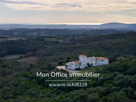 référence : 6329-ngu - propriété 10 pièces - 32ha - 980m2 - vue spectaculaire sur la régio