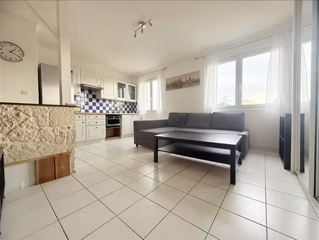 appartement - 3ème étage - 39,98 m2 - 2 pièces - meublé