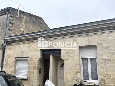 charmante maison en pierre avec jardin – barrière de pessac quartier recherché