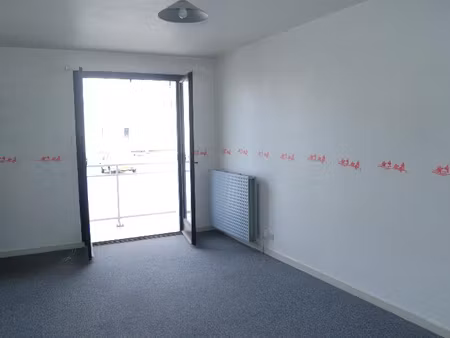 appartement studio talence - 25 m2 - 630 euros ttc