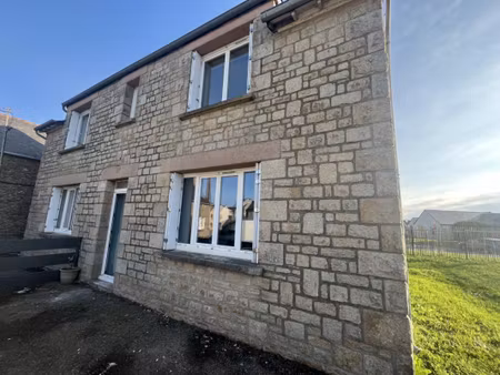 a louer - agence giboire - maison type 4 (88.90 m²) - saint coulomb