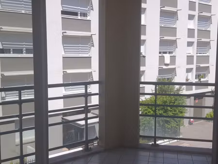 appartement t2 à louer - lyon 7