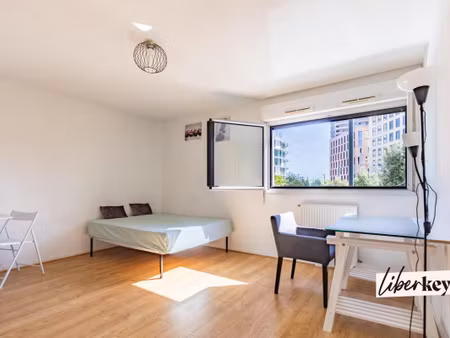 studio meublé de 27 m² rénové – secteur gare sud