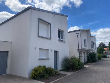 aussonne - villa t4 90 m2 avec jardin et garage