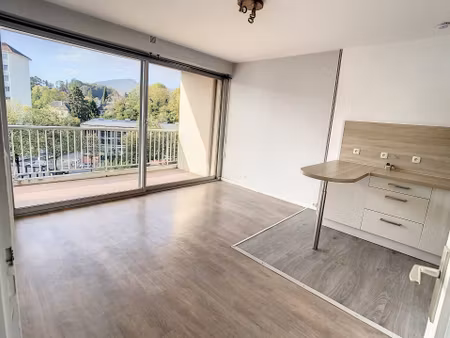 chambery, comte, joli t2 très lumineux