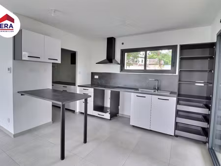 maison 4 pièces 88 m² à louer sonnac 12700 ? | era immobilier