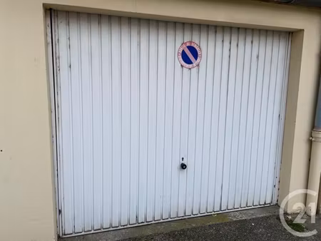 parking à louer - 15 m2 - guilherand granges - 07 - rhone-alpes