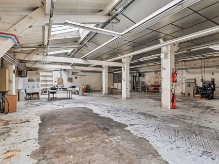 location boutique 15 pièces
