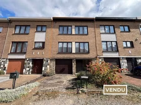 maison de ville en vente à rue de la petite chenevière 211, charleroi, belgique | century 